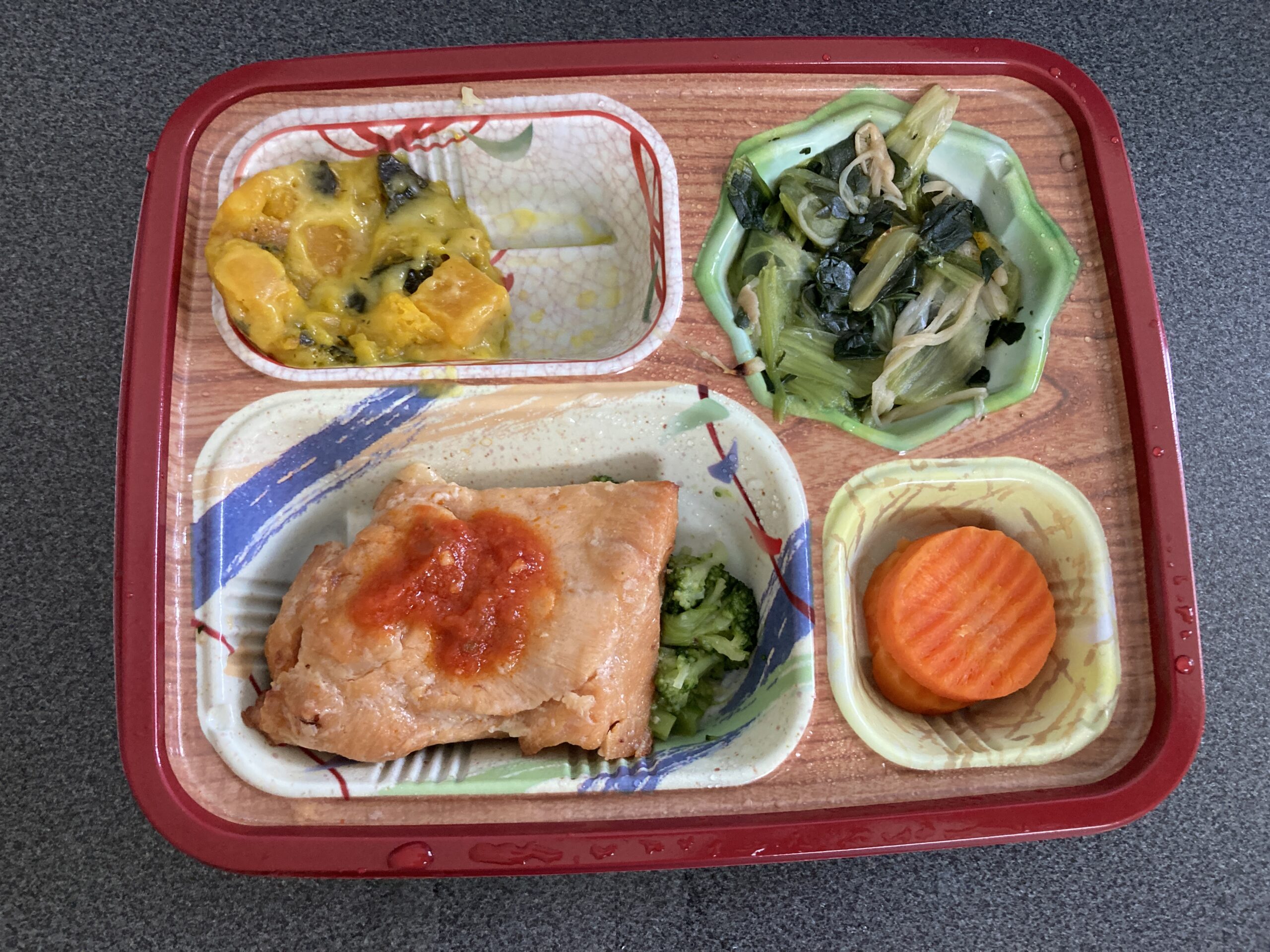 タイヘイ 彩ごころ チキンのトマトソースかけを温めた弁当